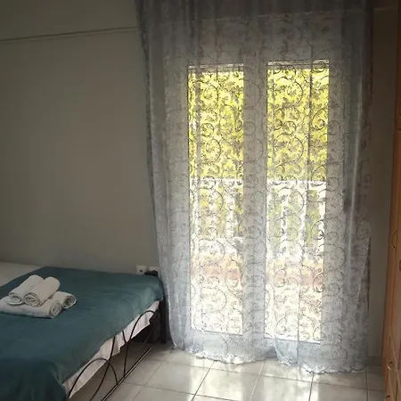 μοντέρνο στο κέντρο της λάρισας * Larissa