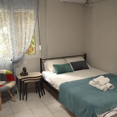 μοντέρνο στο κέντρο της λάρισας * Larissa